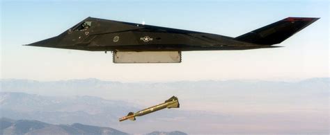 F-117A Nighthawk Specifications