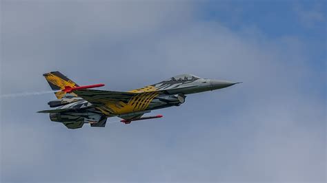 F-16 airshow