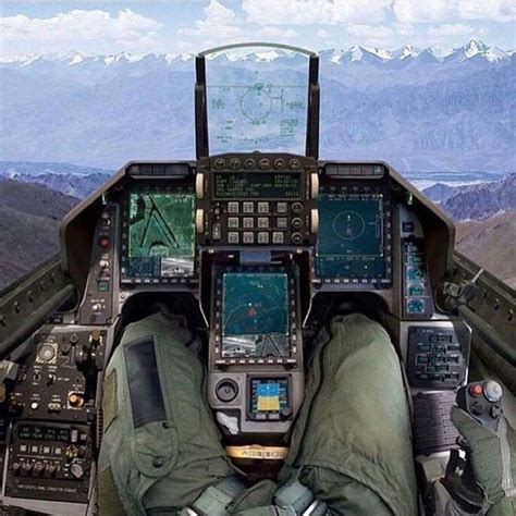 F-16 Cockpit Image 2