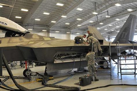 F-22 maintenance costs