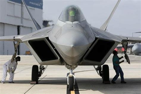 F-22 Raptor's S-shaped air intakes