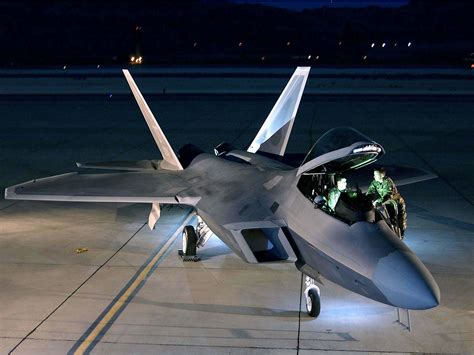 F-22 Raptor in flight