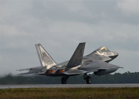 F-22 Raptor training