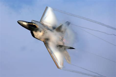 F-22 Raptor vapor