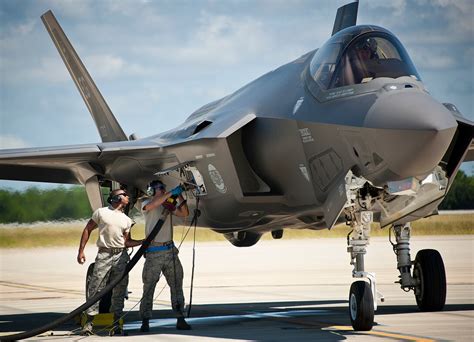 F-35 Fighter Jet maintenance