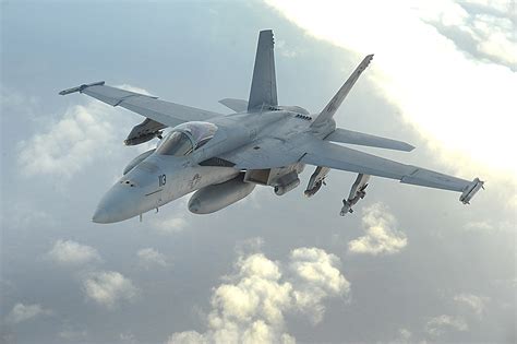 F/A-18 Super Hornet air-to-air combat