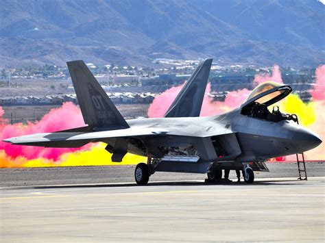 F-22 Raptor Demo Team Performing