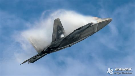 F-22 Raptor Demo Team Performing Airshow