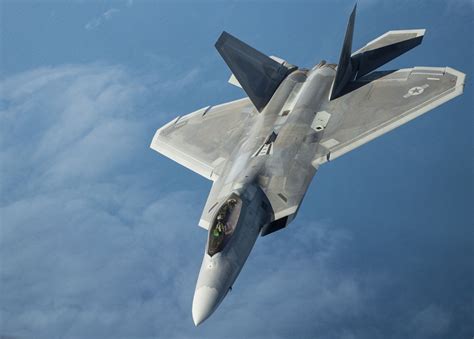 F-22 Raptor range and endurance