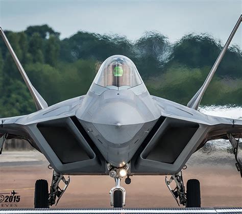 F-22 Raptor taxiing