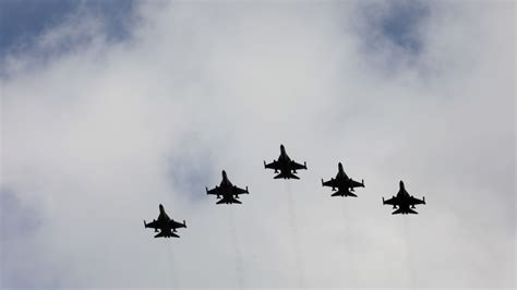 Fighter jets in maintenance