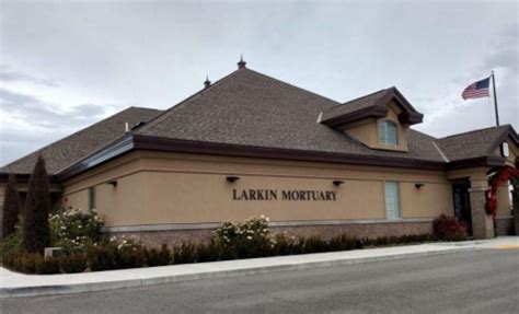 Find Larkin Mortuary Obituaries