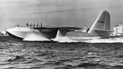 First Flight of Spruce Goose