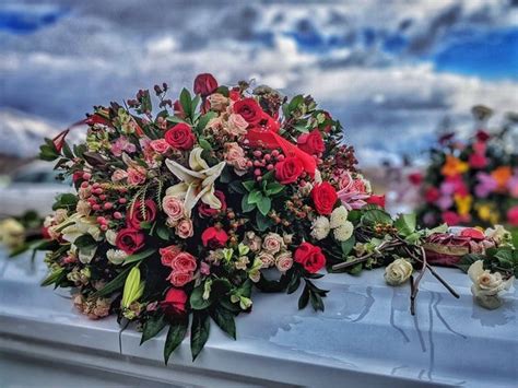 The Role of Funeral Homes in Creating Obituaries