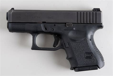 Glock 26 Gen 2 compact handgun