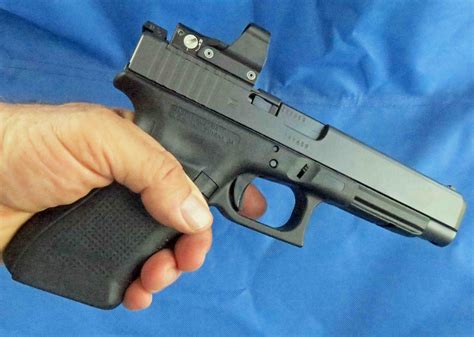 Glock 40 pistol