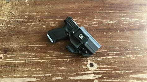 Tips for Concealed Carry with a 9mm Glock