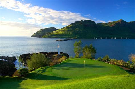 Golfing in Hawaii