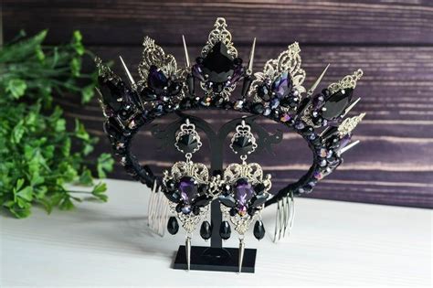 Gothic-Inspired Crown Design