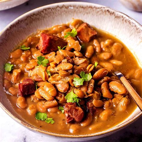 Great Northern Beans in a bowl