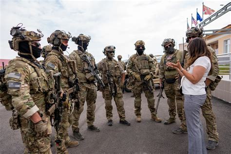 Green Beret soldiers in training