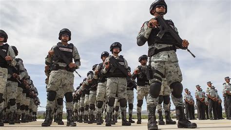 Miembros de la Guardia Nacional en acción