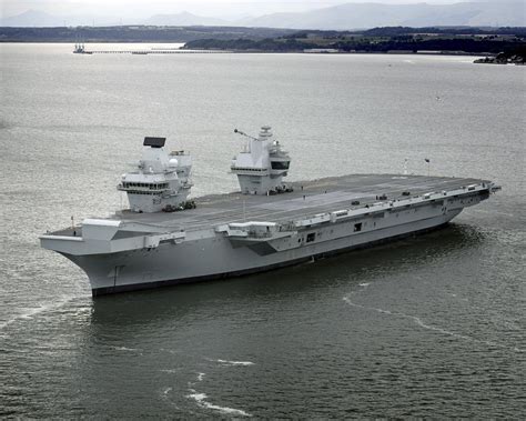 HMS Queen Elizabeth Royal Navy