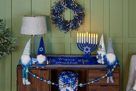 Hanukkah Decorations