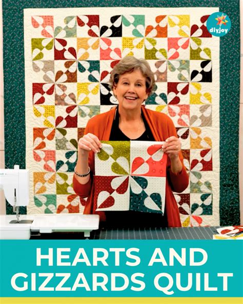 Hearts and Gizzards quilt detail