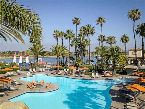 Benefits of Staying at Hotels Near North Island San Diego