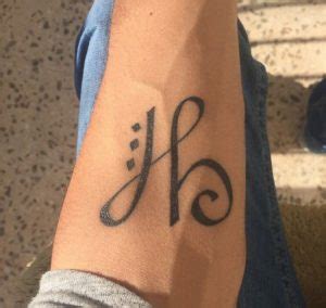 How to Choose a Faith Symbol Tattoo