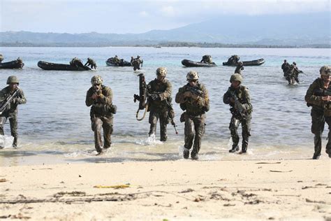 III Marine Amphibious Force Operations Gallery 2