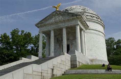 Illinois Monument