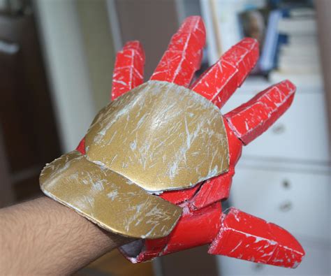 3D Printed Papercraft Iron Man Glove Design