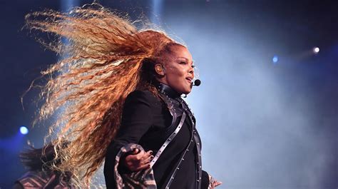 Janet Jackson Singing