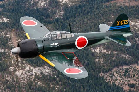 Mitsubishi A6M Zero in flight