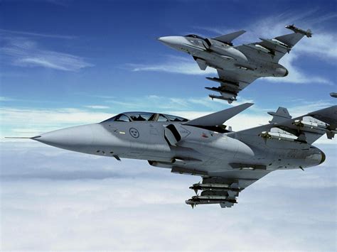 Jas 39 Gripen in flight