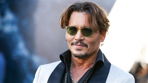 Johnny Depp's Vintage Glamour Look