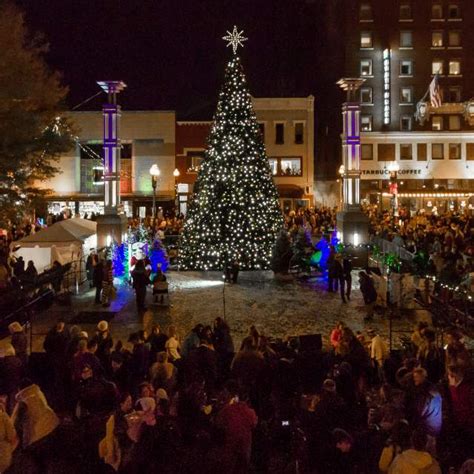 Knoxville's Magical Christmas Light Displays