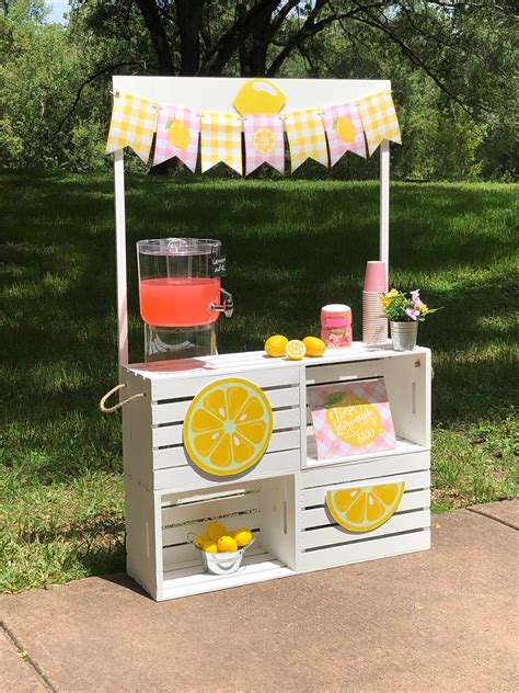 Colorful Lemonade Stand