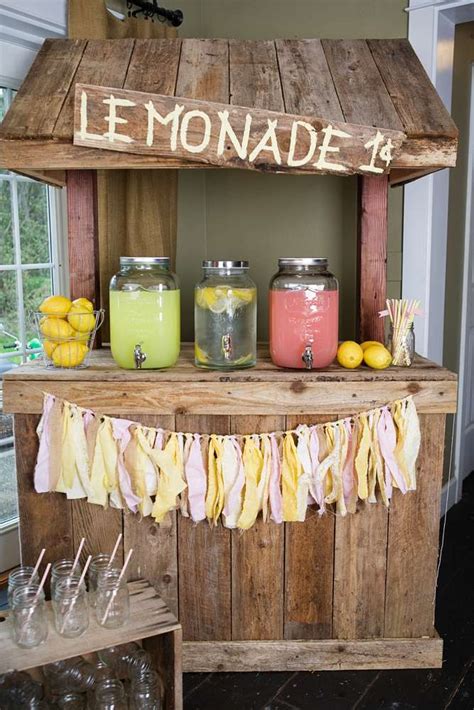 Fun Lemonade Stand Idea