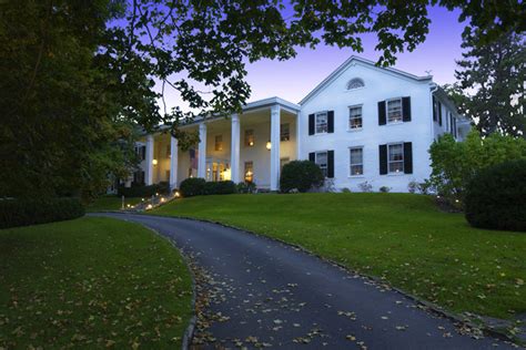 Lewis Inn in Lewisburg West Virginia