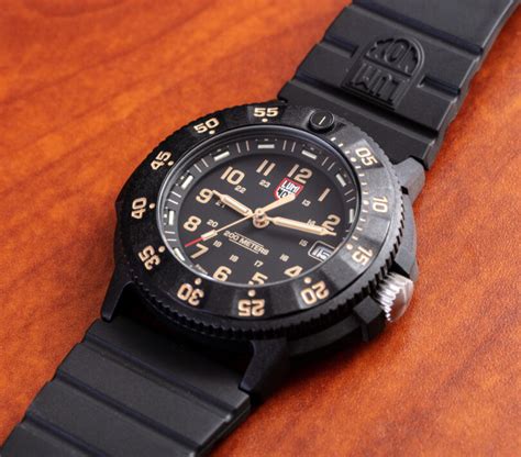 Luminox Navy Seal Tips