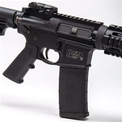 Smith & Wesson M&P15 Rifle Image 6