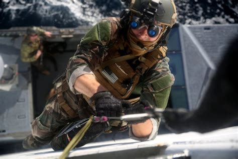 MARSOC operator conducting training