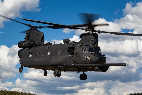 MH-47 Chinook heavy-lift helicopter