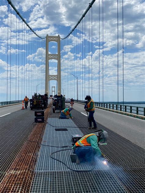 Traffic on the Mackinac Bridge