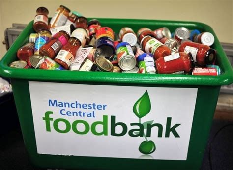 Food Distribution at Manchester CT Food Bank