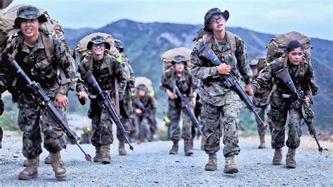 Marine recruits during leadership training