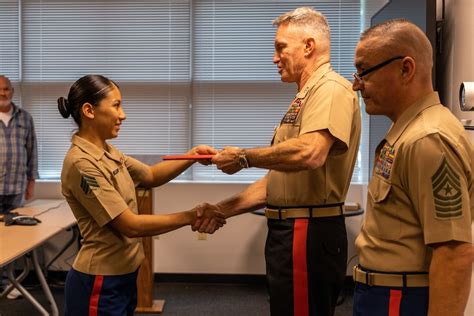 Marine recruiters help candidates join the Marines